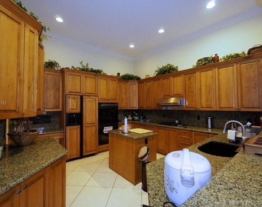 10997 Canary Island Ct - Photo Thumbnail 30