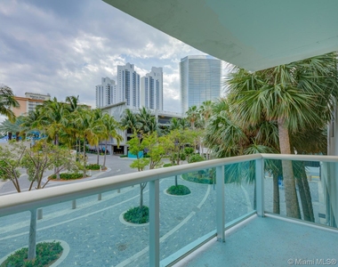 19370 Collins Ave - Photo Thumbnail 0