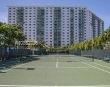 19370 E Collins Ave - Photo Thumbnail 44