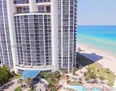 18101 Collins Ave - Photo Thumbnail 31