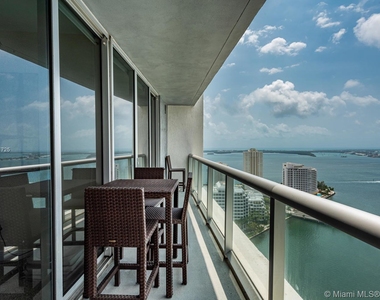 495 Brickell Ave - Photo Thumbnail 45