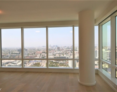 877 Francisco St Apt 2402 - Photo Thumbnail 4