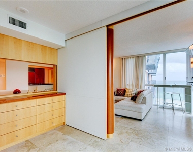 1500 Ocean Dr - Photo Thumbnail 15