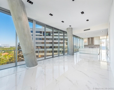 2669 S Bayshore Drive - Photo Thumbnail 20