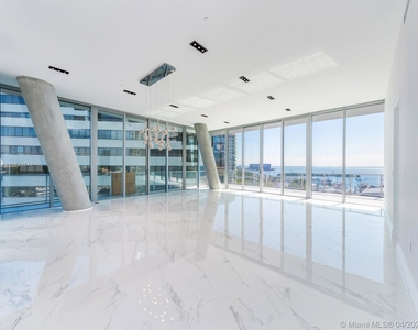 2669 S Bayshore Drive - Photo Thumbnail 17