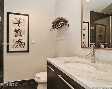 900 Biscayne Blvd Apt 1904 - Photo Thumbnail 3