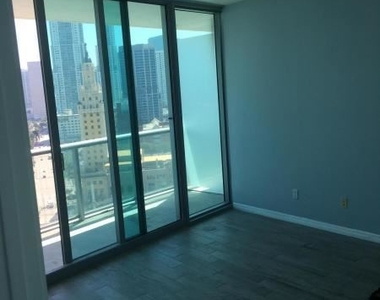 888 Biscayne Blvd Apt 1806 - Photo Thumbnail 0