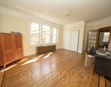 42-06 Ditmars Blvd - Photo Thumbnail 0