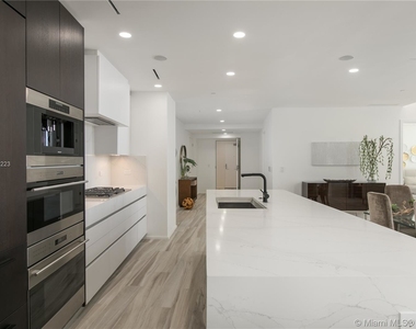 2200 N Ocean Blvd - Photo Thumbnail 15