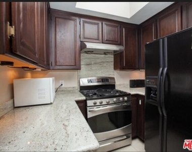 10475 Eastborne Ave Apt 101 - Photo Thumbnail 4