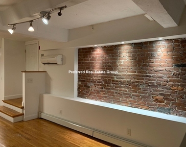 476 Columbus Ave. - Photo Thumbnail 5