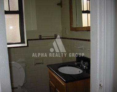 58 Queensberry St. - Photo Thumbnail 1