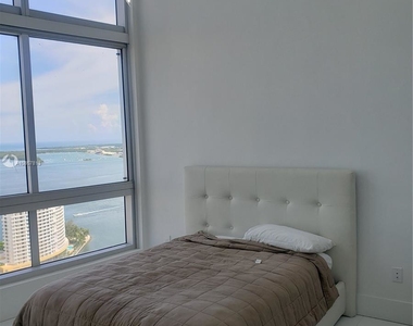 495 Brickell Av - Photo Thumbnail 18