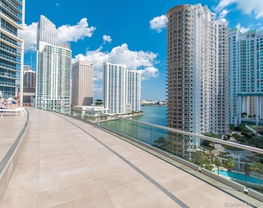 495 Brickell Ave - Photo Thumbnail 15