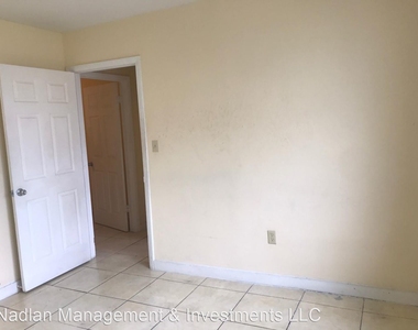 1525 Nw 1 Place - Photo Thumbnail 5
