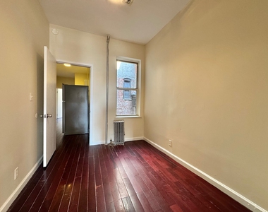 65 Wyckoff Avenue - Photo Thumbnail 5