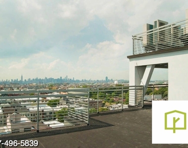 1433 Dekalb Avenue - Photo Thumbnail 8