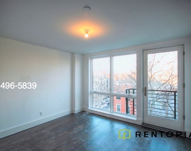 273 Leonard Street - Photo Thumbnail 7