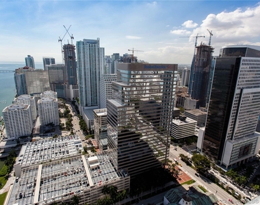 495 Brickell Ave - Photo Thumbnail 14