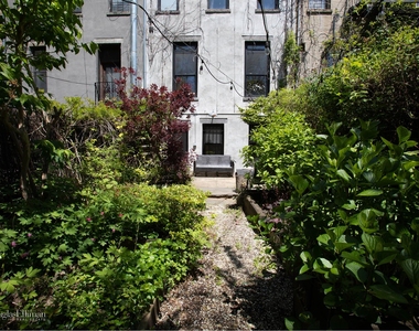 480 Putnam Avenue - Photo Thumbnail 4