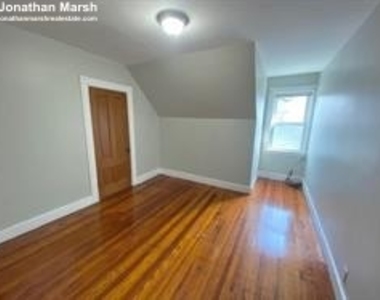 18 Pleasant St. - Photo Thumbnail 12