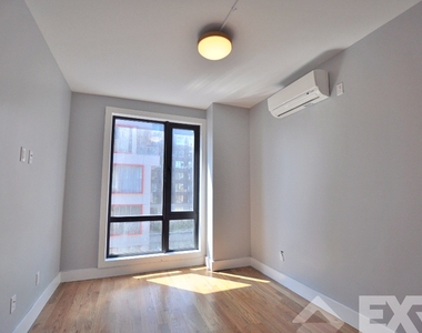 115 Stanwix - Photo Thumbnail 5