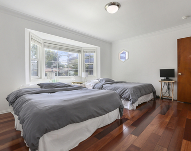151 S Crescent Heights - Photo Thumbnail 12