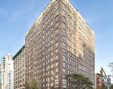 301 East 21st Street - Photo Thumbnail 12