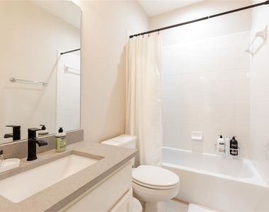 2619 Colby St Unit A Dallas, Texas - Photo Thumbnail 21