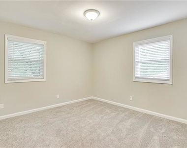 2623 Rex Avenue Sw - Photo Thumbnail 22