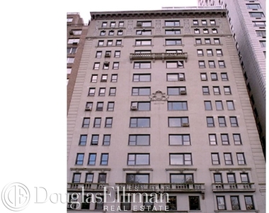 128 Central Park South - Photo Thumbnail 2