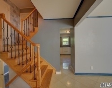 559 Arlington Pl - Photo Thumbnail 18