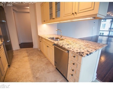 2 West Delaware Pl. Apt 2601 - Photo Thumbnail 58