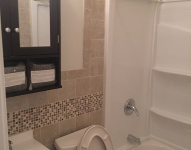 4111 Ludlow St #1f - Photo Thumbnail 12