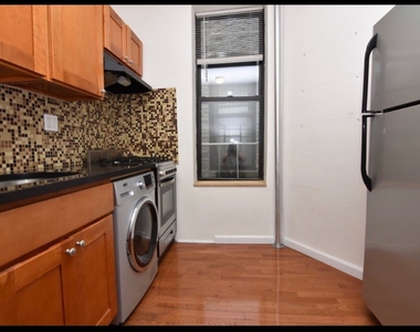 138 West 133rd Street - Photo Thumbnail 2