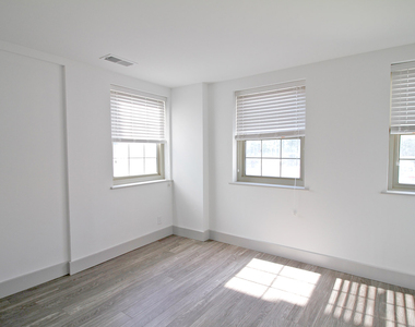 18 South Kingshighway - Photo Thumbnail 410