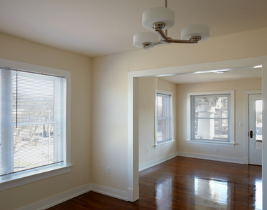 308-310 East 34th Street - Photo Thumbnail 1