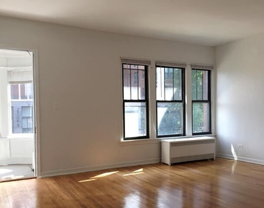 5300-5308 S. Hyde Park Boulevard - Photo Thumbnail 25