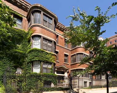 5300-5308 S. Hyde Park Boulevard - Photo Thumbnail 1