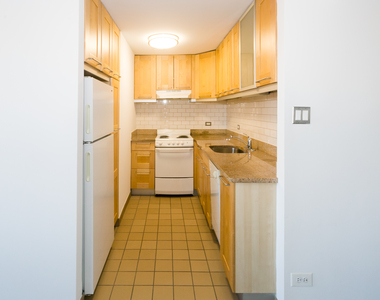 5200 South Blackstone - Photo Thumbnail 98