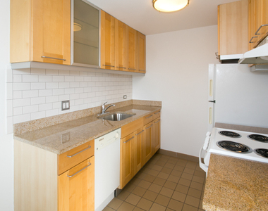 5200 South Blackstone - Photo Thumbnail 125