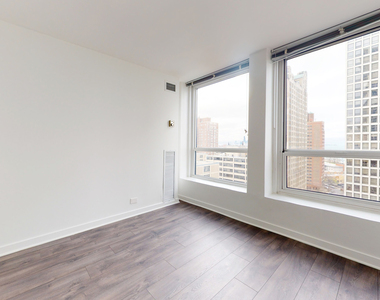 5035 S East End Ave - Photo Thumbnail 948