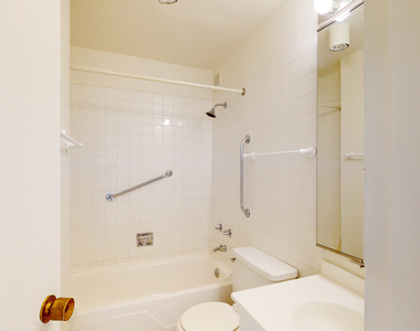 5035 S East End Ave - Photo Thumbnail 896