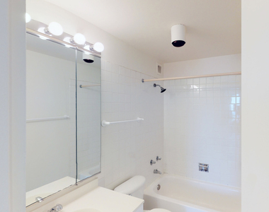 5035 S East End Ave - Photo Thumbnail 126