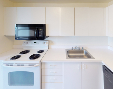 5035 S East End Ave - Photo Thumbnail 1063