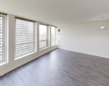 5035 S East End Ave - Photo Thumbnail 1106