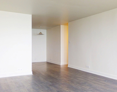 5035 S East End Ave - Photo Thumbnail 226