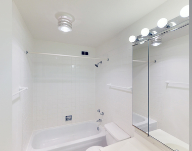 5035 S East End Ave - Photo Thumbnail 1054