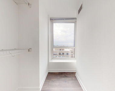 5035 S East End Ave - Photo Thumbnail 1125