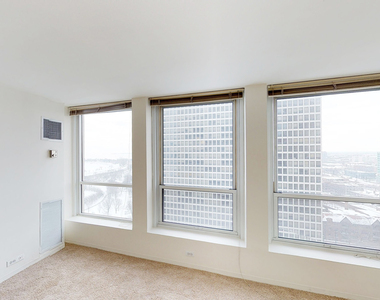 5035 S East End Ave - Photo Thumbnail 912